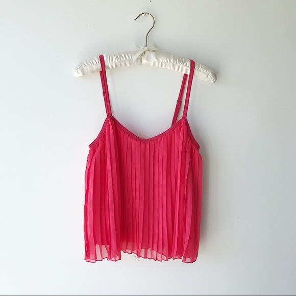 Roxy Tops - Roxy coral pleated cropped camisole top adjustable straps  v neck pink S…